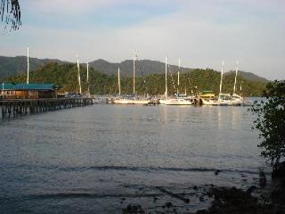 Island View Tempat peranginan
